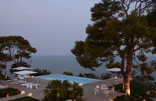 Vilanova I la Geltru Villa | Villas Sitges Casa del Mar. Première ligne / Vues sur mer by Weekly Villas