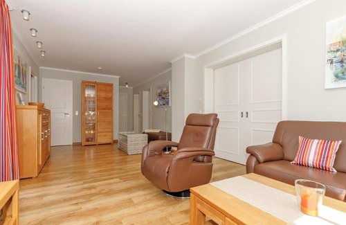 Alt Gaarz Appartement | VillaStrandEins - Whg 4 "Strandkorb"