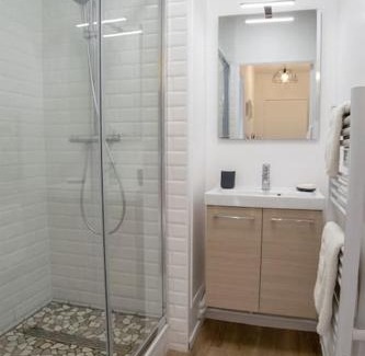 Chamalieres Appartement | Ville & Nature, Belle Vue avec Piscine