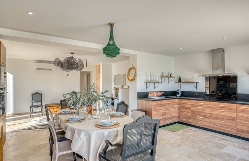 Villereal Maison | Villeréal – Gîte haut de gamme avec piscine, idéal pour 10 personnes