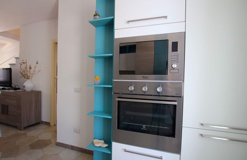 Porto Pino Maison | VILLETTA DIANA - 300 metri Spiaggia Porto Pino