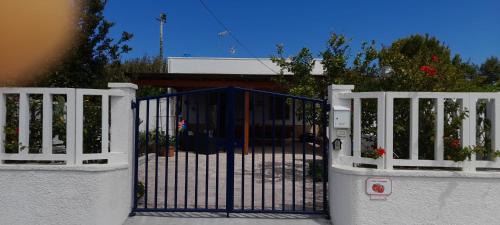 Torre Specchia Ruggeri Maison | Villino Il melograno