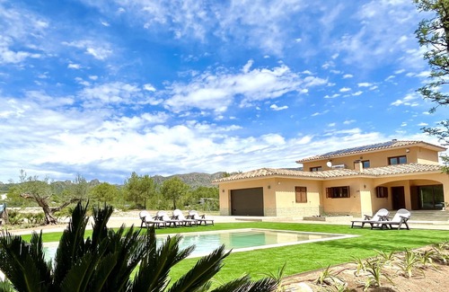 L'Ametlla de Mar Villa | Villa Violeta 5bedroom air conditoned villa