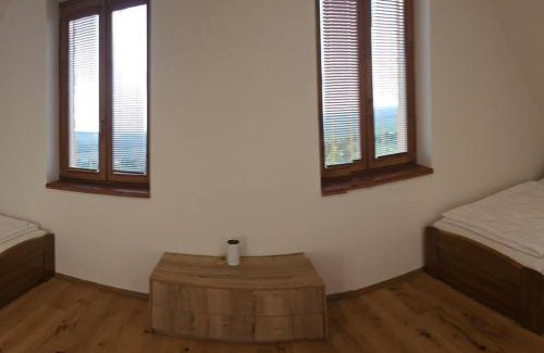 Prietrzka Villa | Vinársky dom u kríža
