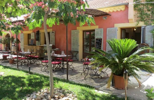 Poilhes Appartement | Vinauberge - Gîte Syrah: Avec terrasse et jardin entre Canal du Midi & Vignoble