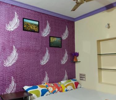 Kamalapur Maison | Vinayaka Homestay Hampi