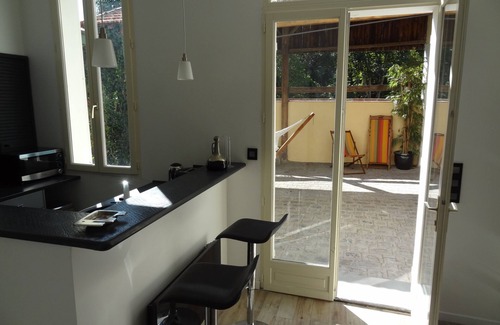 Sorano Cottage | VINCENNES : Appartement de charme, calme et ensoleillé