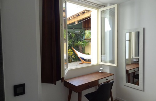 Sorano Cottage | VINCENNES : Appartement de charme, calme et ensoleillé