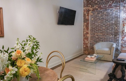 Demopolis Appartement | Vine - The Flats Demopolis