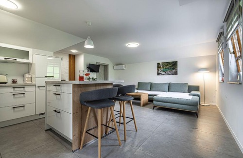 Gorenja Vas pri Smarjeti Maison | Vineyard Cottage Radovlja With Sauna - Happy Rentals