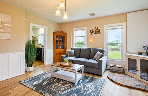 Lakemont Maison | Vineyard & Lake Views | Newly Remodeled | Pet Friendly