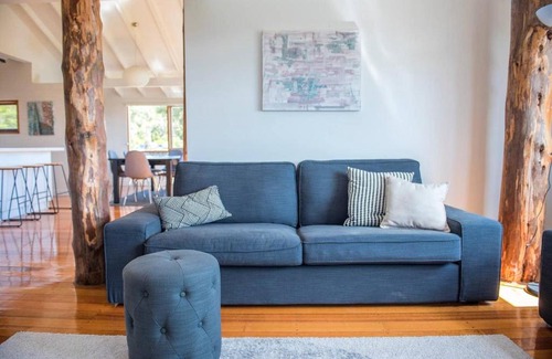 Cambridge Maison | Vineyard Stay - 15 mins to city 7 mins to airport