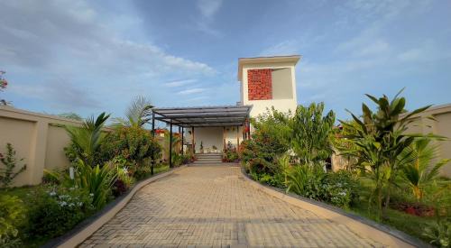 Chennai Villa | Vini LakeView