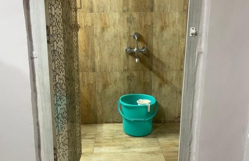 Vadapalani Appartement | Vinoth home stay service apartment