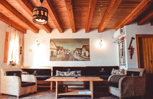 Knezevi Vinogradi Maison | Vinska kuća na vinskoj cesti Zmajevac