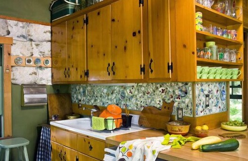 Pine Plains Cabine | La cabane du lac des années 50 en vedette dans les «retraites de rêve» du Fresh Cottage Magazine