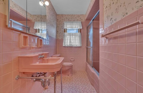 Avon Maison | Vintage Beach House in Bay Head