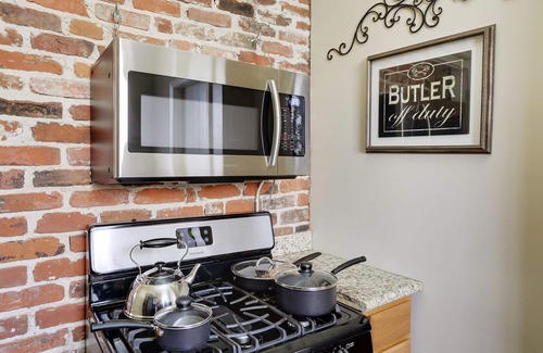 Treme Appartement | Maison historique spacieuse 40% de réduction l'été 5BR / 2. 5BA 14 personnes !!