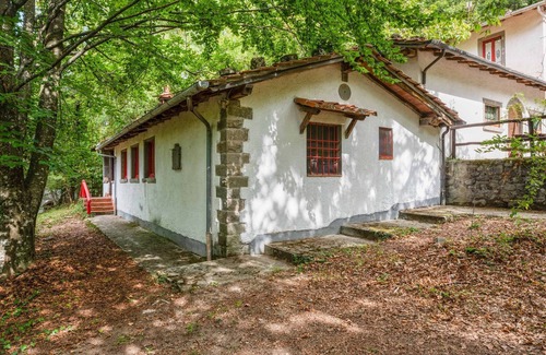 San Marcello Piteglio Maison | Maison de vacances d'époque avec piscine partagée