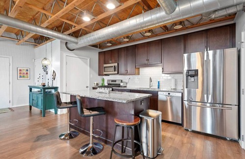Short North Appartement | Vintage Vibes: Open & Relaxed in Short North