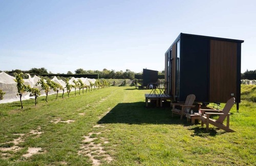 Burnham Maison | Vintners Retreat by Tiny Away