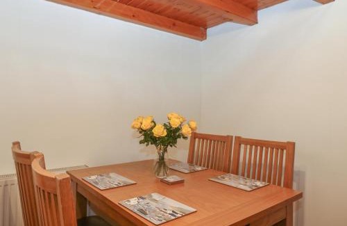 St Combs Maison | Viola Cottage