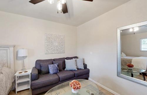 Casas Adobes Hôtel | Violet's Little House