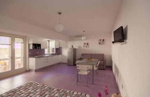 Mattinata Maison | Violet Tordilupo B&B in Gargano