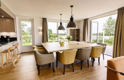 Municipality of Emmen Maison | VIP Cottage 12 People