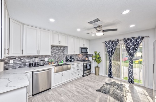 Midway Maison | VIP DESIGN HOUSE!!! private pool big backyard