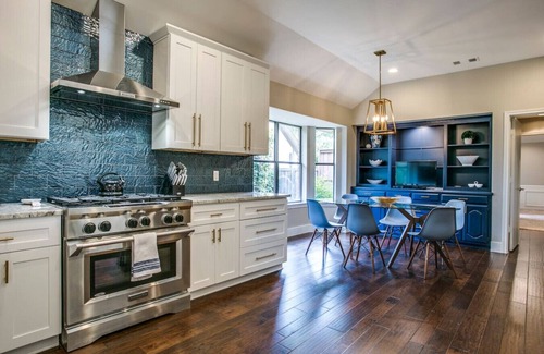 Park Central Maison | VIP Stylish Home, Comfort and Quiet. 5 STAR