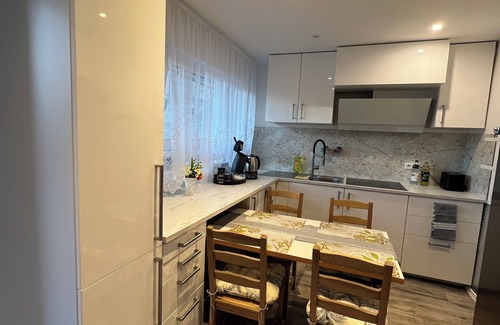 Wiesloch Appartement | ❤ VipStay Stylish 65m² suite with extra kitchen, 2 balconies, parking, Wi-Fi. ❤