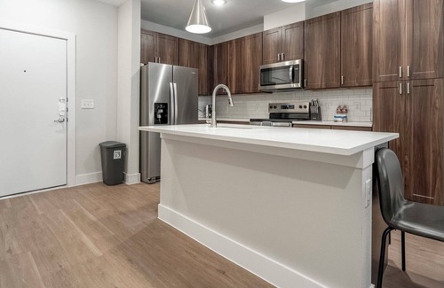Seguin Appartement | Virginia 2BD 4 - Two Bedroom Apartment, Sleeps 4