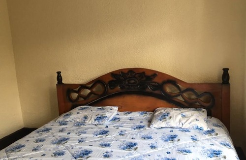 Nyakinama Maison | VIRUNGA HOMESTAYS & CAMPSITES MEILLEUR PRIX