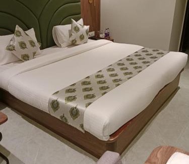 Virar Hôtel | vishnu pratibha executive rooms