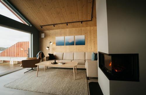 Vestvagøy Maison | Visit Mortsund, Lofoten
