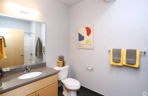 Champaign Appartement | visit the lakefront
