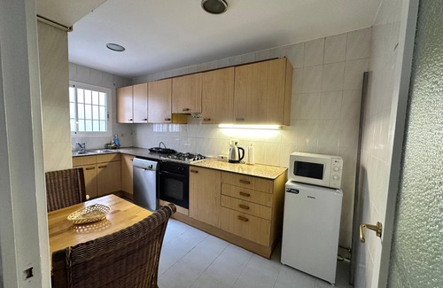 Vallromanes Maison | Vista Alegre Rest House 8 Person