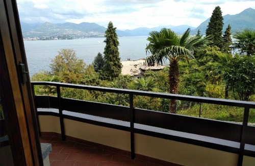 Stresa Appartement | Vista Lago Due au centre Stresa, avec terrasse et vue sublime du lac et WiFi