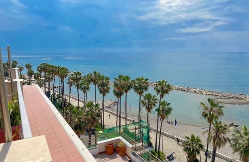 Imperia Appartement | Vista Mare Borgo Peri: front de mer, 2 chambres, 2 salles de bain, terrasse vue mer