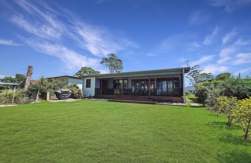 Sanctuary Point Maison | Vista Point - Your Waterfront Sanctuary Point Break