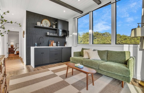 Warfordsburg Maison | Vista View | Amazing Views + Deck + Grill