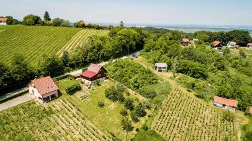 Varazdinske Toplice Maison | Vita Natura with sauna and jacuzzi