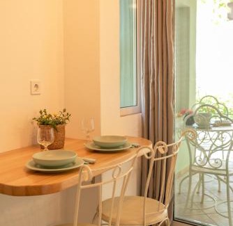 Kissamos Maison | Vitis Vinifera Tranditional Studio Apartment