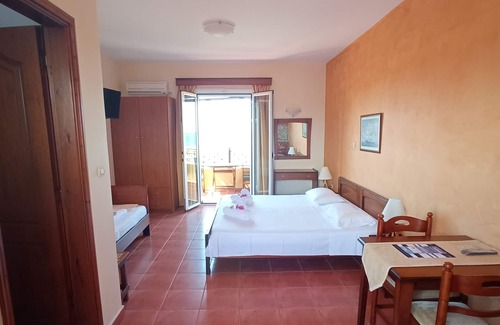 Kounopetra Hôtel | Vitoratos Studios