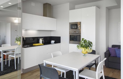 Sud-Ovest Appartement | Appartement-de Luxe-Bain à jet-Vue sur Montagne