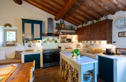 Poggiarello Appartement | Vivaia: eclectic rural retreat
