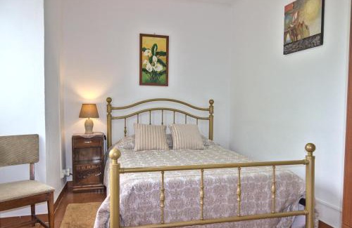 Praia da Vitoria Maison | Vivenda Gomes AL