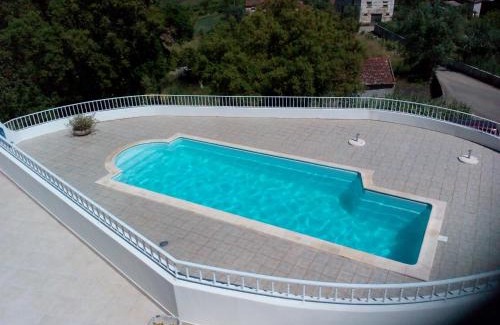 Vila Nova de Poiares Villa | Vivenda Pirilampo