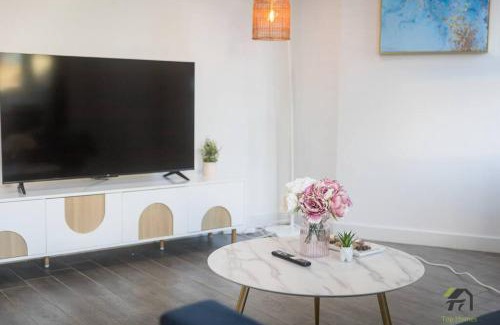 Burwood Appartement | Vivid 2 bed apartment in Burwood